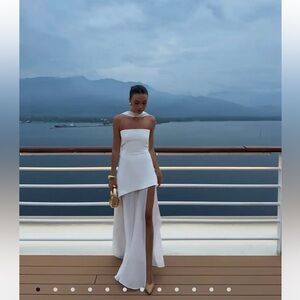 Matters Store Monaco Elegant White Maxi Dress with Scarf